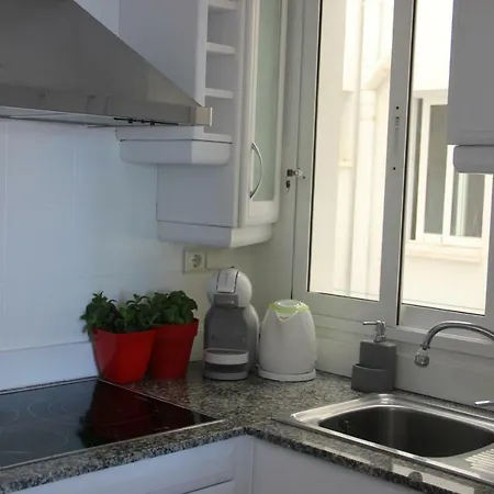 Palacio Del Mar, Beach, Sea View, Pool تورّيفيِخا